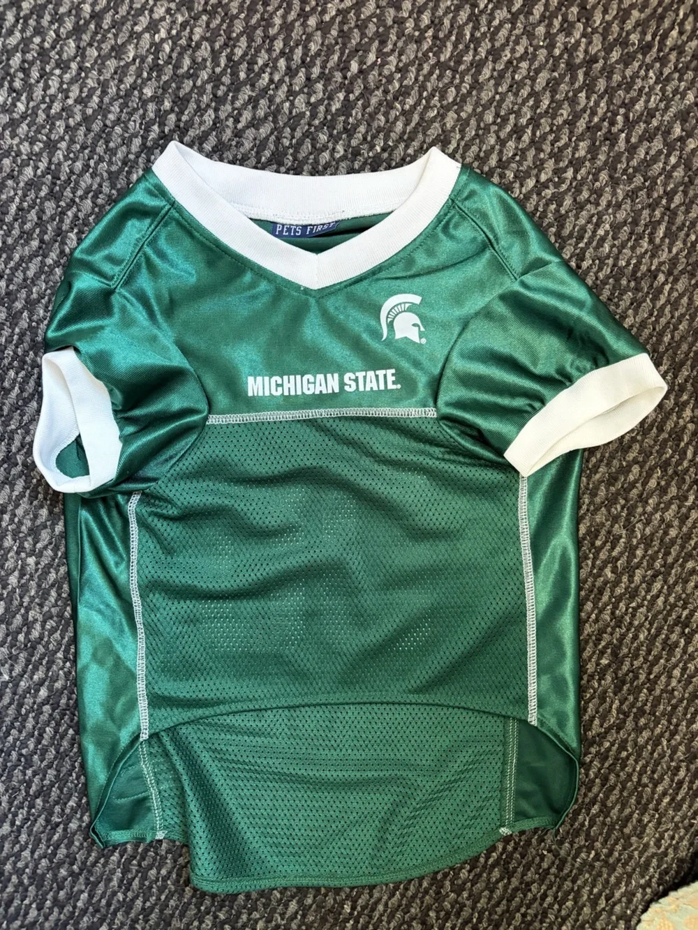 Pets First Green & White 